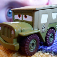 外型的不同可爱玩具车QQ头像_孩子年童年的最爱