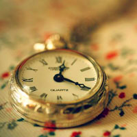 唯美钟表头像图片,特别想把时间留住,让我们更长久些了
