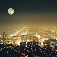 好美的背影加城市夜景头像 qq唯美头像夜景图片