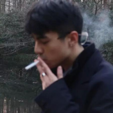 个性十足的男生卧室，外面的都有