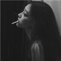 寂寞时抽烟缓解一下吧,伤感颓废女生头像