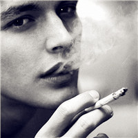 欧美男生抽烟头像,抽烟的男人味道不同吧