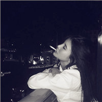 qq头像女生抽烟社会人，女生夹烟好看手势图片