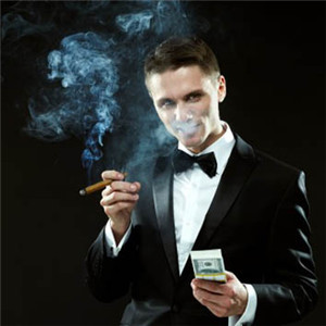 男人微信抽烟头像 很成功很成熟的抽烟的男士图片