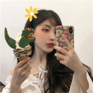 霸气女生头像超拽冷酷 超拽轻狂漏肩漏背的强烈推荐