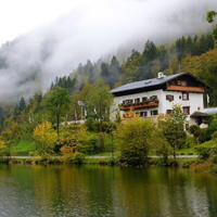微信风景头像图片,德国国王湖风光,清澈的湖水而闻名