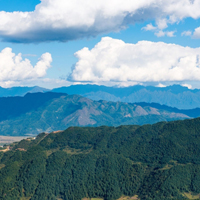 云南云峰山自然风景头像图片,山高谷深，陡峭险峻