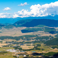 云南云峰山自然风景头像图片,山高谷深，陡峭险峻