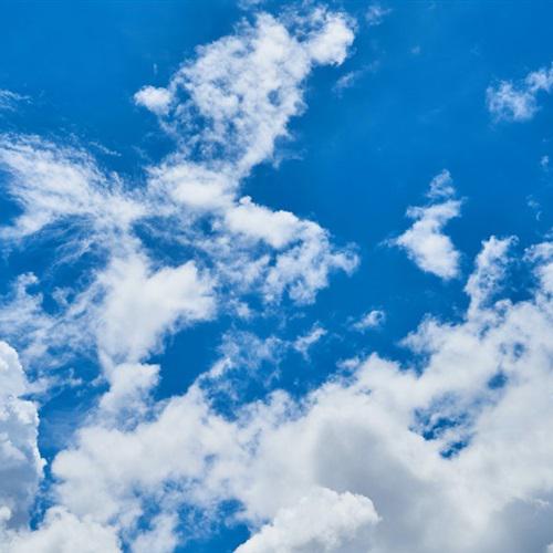 2022最好看微信头像图片蓝天白云风景图片