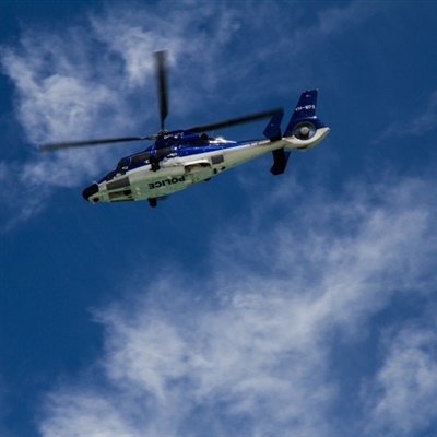 直升机微信头像 空中炫酷的直升机图片