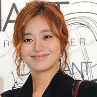 韩国女演员李英恩清新活泼头像图片_韩国美女喜欢的朋友真的很多呀
