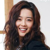 韩国女演员高雅拉靓丽QQ头像_高雅拉整容前后的照片