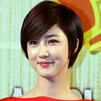 韩国当红影星李秀景甜美头像_美丽的外表