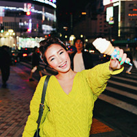 中性风个性长发的韩国女生头像,在真爱中幸福着