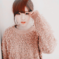 有着一张漂亮的脸蛋韩国女生头像_长发的阿宝色系
