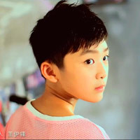 TFBOYS成员帅气头像_王俊凯、王源和易烊千玺3名成员组成