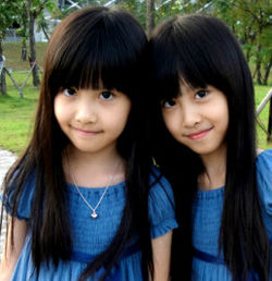 双胞胎姐妹花头像_qq双胞胎头像 双胞胎姐妹qq头像