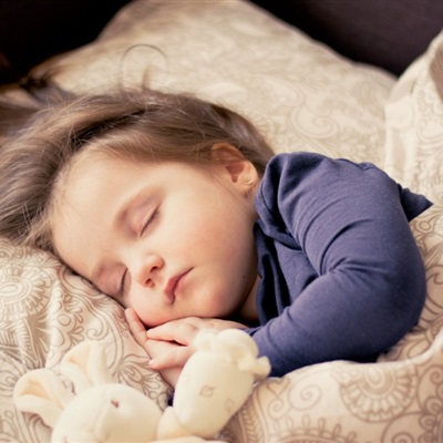 可爱婴儿头像  熟睡中的婴儿宝宝图片