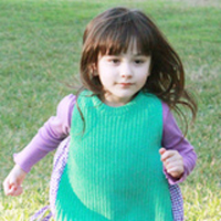 萝莉机灵的可爱小女孩头像图片,把欢乐带在身边