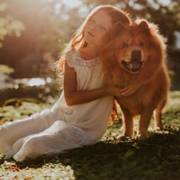 女孩和狗合影头像,女孩和狗的唯美图片