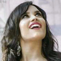 美国新生代女演员黛米·洛瓦托QQ头像_Demetria Devonne "Demi" Lovato