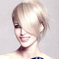 欧式金发美女拉奎尔·齐默曼妩媚QQ头像_白皙的皮肤,有著高雅的气质