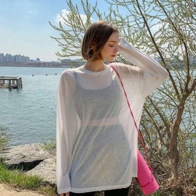欧美短发女生头像高冷，孤独与酒梦与泡沫