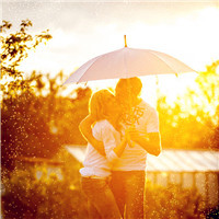 暖暖的爱,浓浓的情夕阳下的幸福情侣头像图片22对