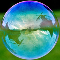 圆圆的大大的泡泡唯美头像图片,泡泡中的小世界,我们眼中的小可爱
