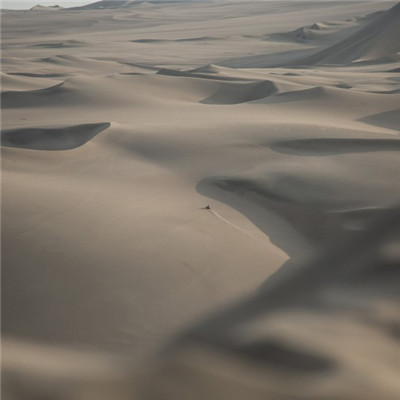 沙漠风景图片头像，沙漠拍出照片来也是美丽的