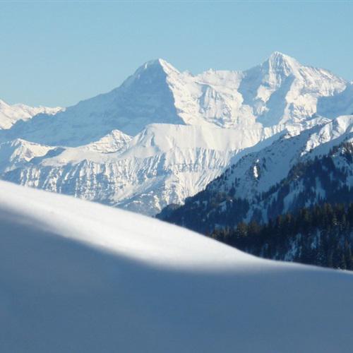 雪山风景微信头像，如此美的景色非常的壮观