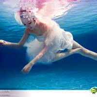 水中女生头像,水中翩翩起舞水中女生头像吧