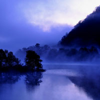 云雾缭绕自然风景越看越美丽,犹如进入仙境一般