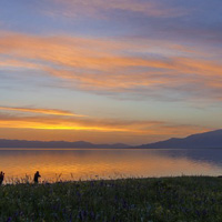 新疆赛里木湖风景高清微信头像图片大全