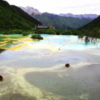 好看的微信头像风景 四川黄龙迎宾彩池唯美图片