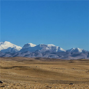 头像是雪山，连绵的雪山风景图片