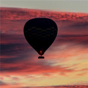 个性唯美头像 天空中热气球唯美图片风景图片