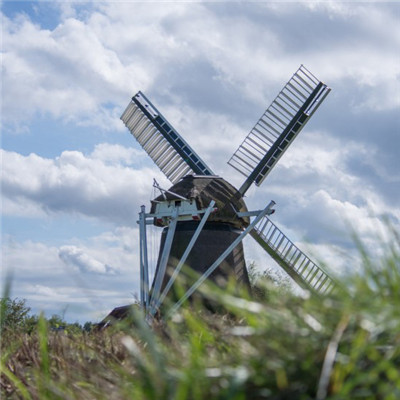 唯美风车头像意境，荷兰风车的特写图片