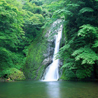 好的瀑布头像图片,世界上最著名的瀑布,景象壮观的半圆形瀑布群