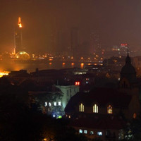 最好看的城市夜景头像图片,放射着灿烂光华的灯光一闪闪的太美丽了